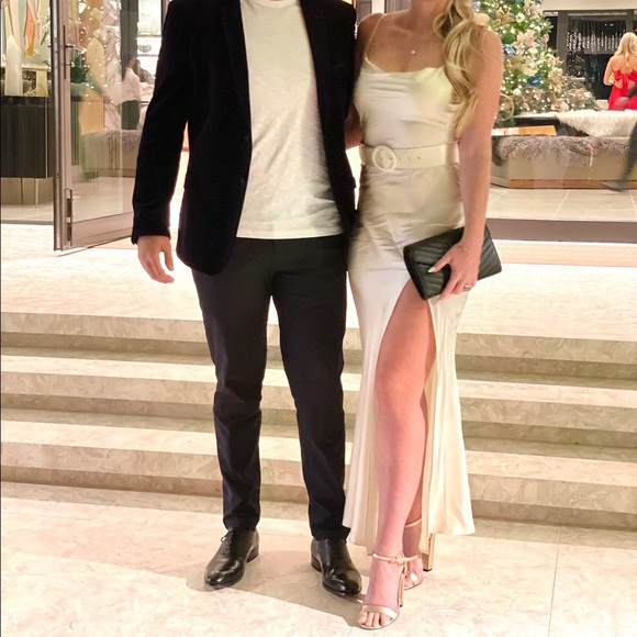 NICHOLOS Simone cowl neck gown - Picture 4 of 4